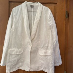 JJill white linen blazer with front tab pockets. Medium
